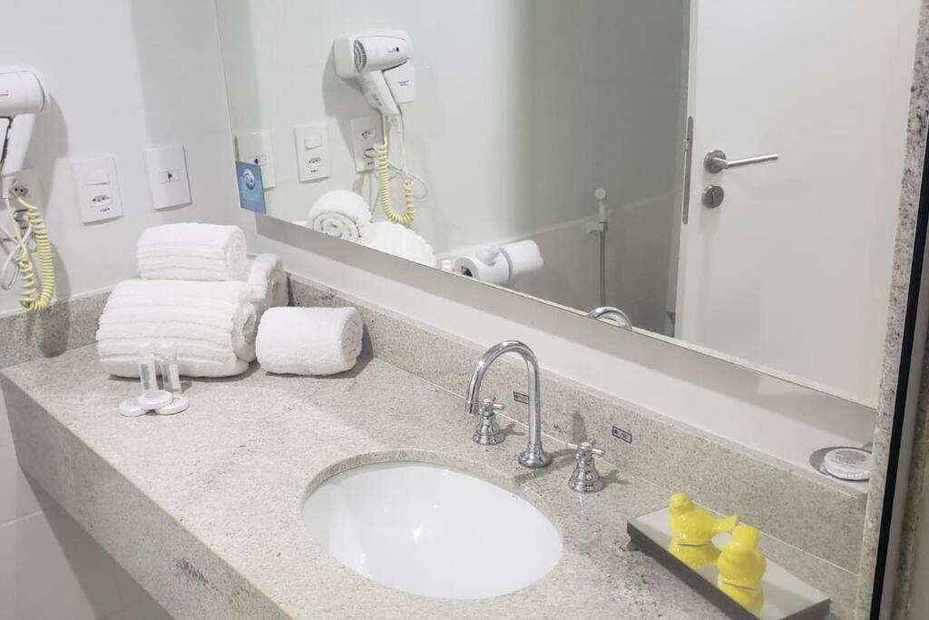 Petrópolis Suite Granja Brasil Alto Padrao מראה חיצוני תמונה